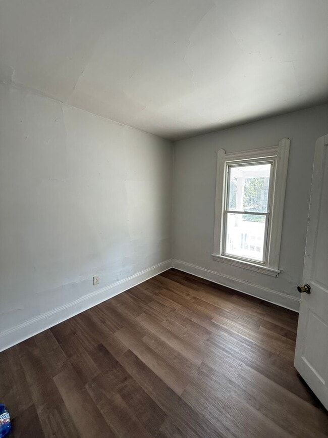 3132 Elyria Ave in Lorain, OH - Building Photo - Building Photo