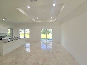 2502 28th St SW in Lehigh Acres, FL - Building Photo - Building Photo
