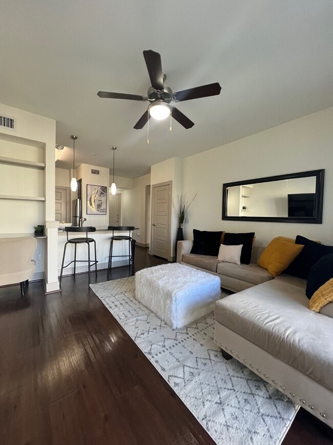 145 Heights Blvd