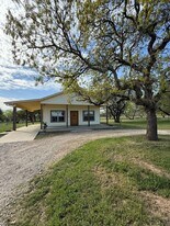 625 Southridge Dr in Mineral Wells, TX - Building Photo