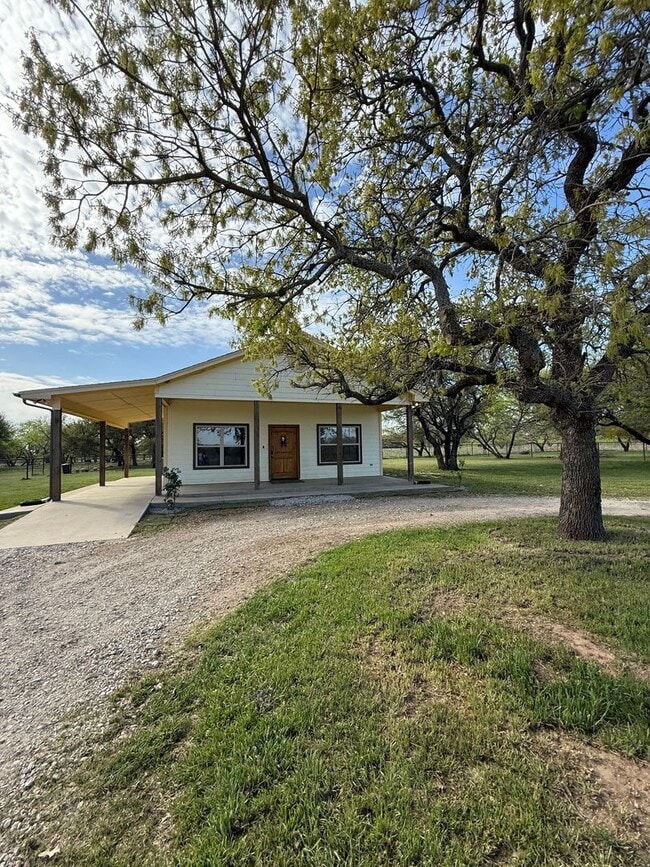 property at 625 Southridge Dr