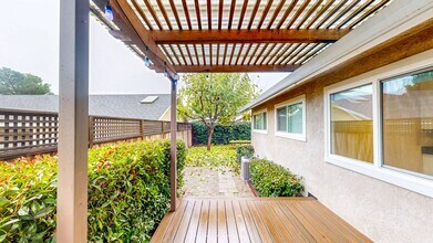 1145 Edwards St in St Helena, CA - Building Photo - Building Photo