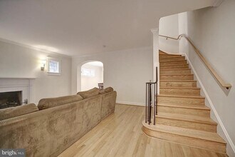 4440 Q St NW in Washington, DC - Building Photo - Building Photo