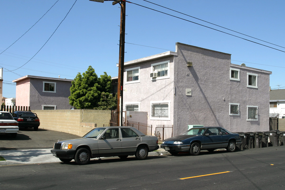 1427 Martin Luther King Jr Ave in Long Beach, CA - Foto de edificio