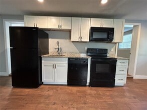 306 Lake Millsite Rd in Bartow, FL - Building Photo - Building Photo