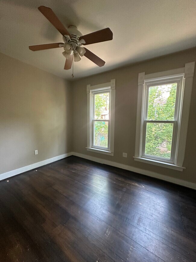 627 Mt Vernon St in Oshkosh, WI - Building Photo - Building Photo