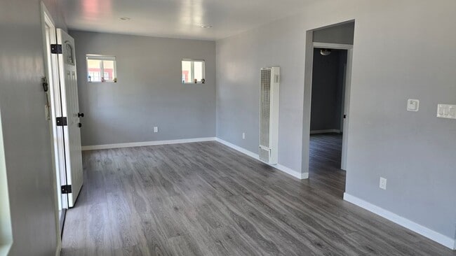 6322 8th Ave in Los Angeles, CA - Building Photo - Building Photo