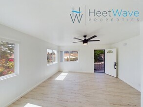6715-6717 N Elman St in San Diego, CA - Building Photo - Building Photo