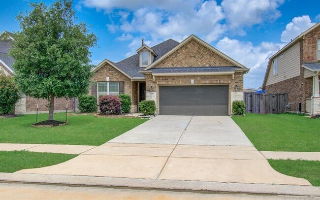 property at 1618 Dominion Heights Ln