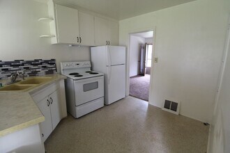 924 E 39th Ave in Spokane, WA - Building Photo - Building Photo