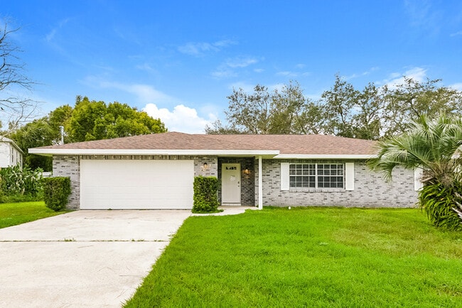 property at 1985 Montfort Ln