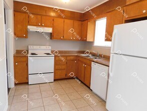 14015 SW Wyandotte Dr in Huntsville, AL - Building Photo - Building Photo