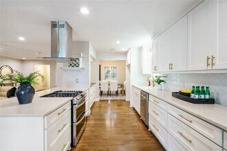 7119 Bennington Dr in Dallas, TX - Building Photo - Building Photo