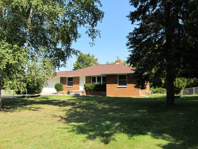 property at 5083 Mellwood Dr