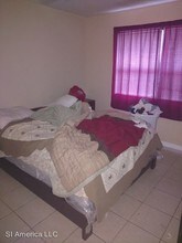 914 4th St in West Palm Beach, FL - Foto de edificio - Building Photo