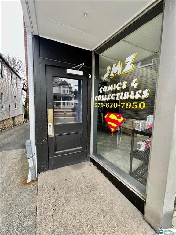 property at 12 E Pennsylvania Ave