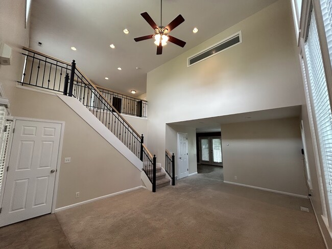 686 E Union Garden Ct S in Midvale, UT - Building Photo - Building Photo