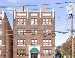 761 Avenue A in Bayonne, NJ - Building Photo