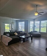 209 Daystrom Dr in Greer, SC - Building Photo - Building Photo
