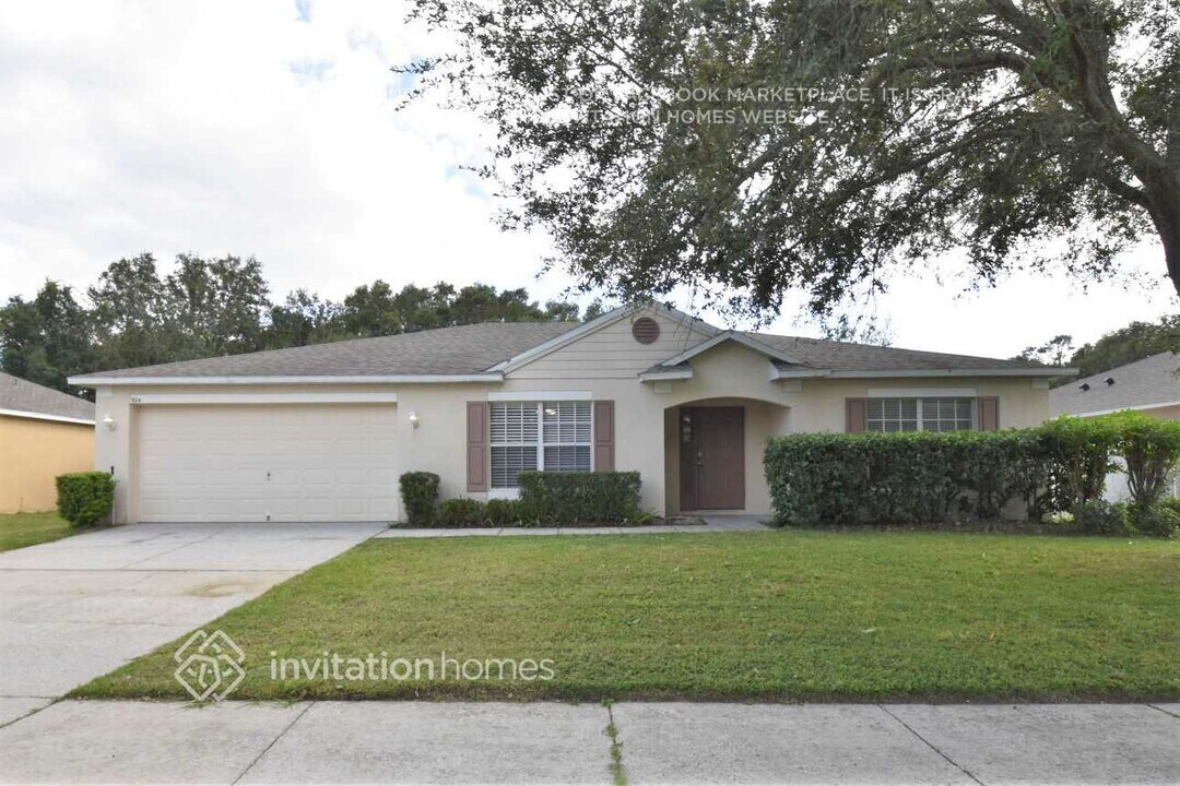 924 Woodson Hammock Cir in Winter Garden, FL - Foto de edificio