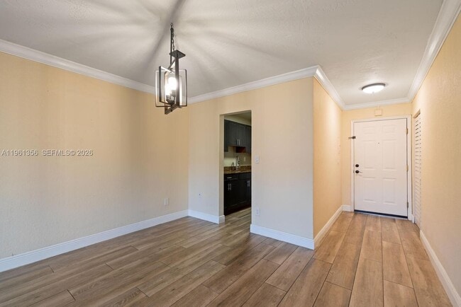 14500 SW 88th Ave in Palmetto Bay, FL - Foto de edificio - Building Photo