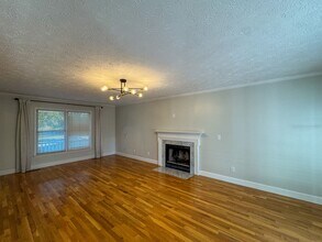 6211 Dunbane Ct in Fayetteville, NC - Building Photo - Building Photo