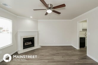 401 Meriweather Ln in Calera, AL - Building Photo - Building Photo