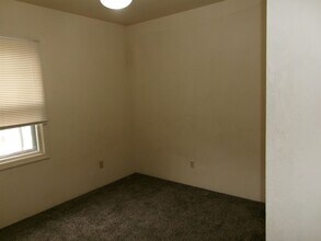 36 N Peach St in Medford, OR - Building Photo - Building Photo