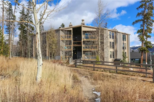 8100 Ryan Gulch Rd, Unit 107 in Silverthorne, CO - Foto de edificio - Building Photo