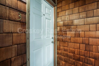 1250 Escobar St in Martinez, CA - Building Photo - Building Photo