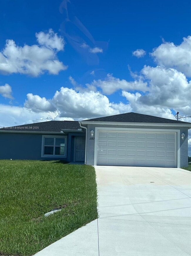 1150 Norge Ct in La Belle, FL - Building Photo - Building Photo