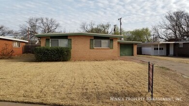 2510 64th St in Lubbock, TX - Building Photo - Building Photo