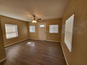 2110 W Elm St in Phoenix, AZ - Building Photo - Building Photo