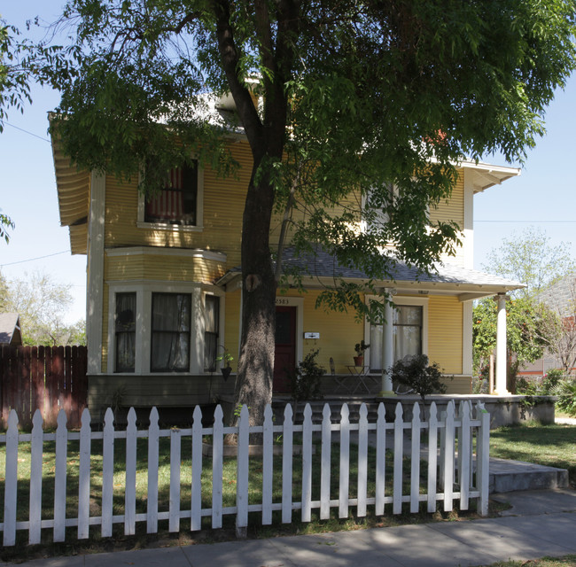 2583 7th St in Riverside, CA - Building Photo - Building Photo