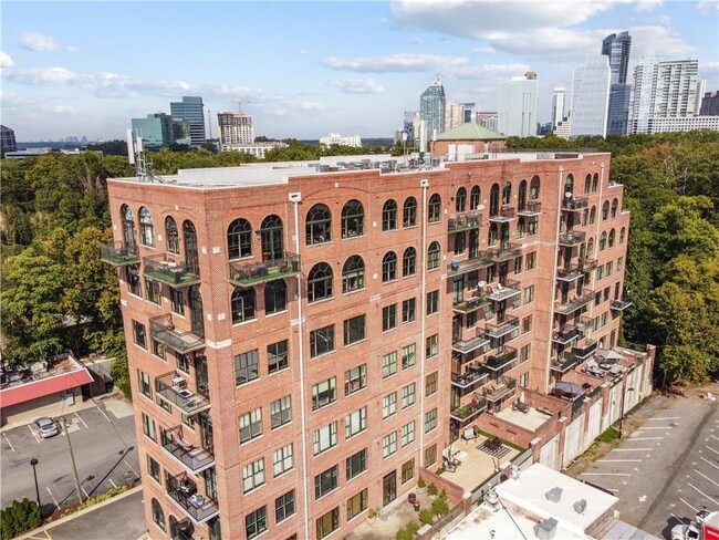 3235 Roswell Rd NE in Atlanta, GA - Building Photo - Building Photo