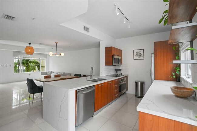 property at 18445 NE 27th Pl