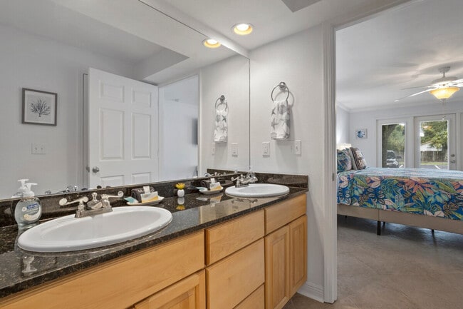 2046 Beach Blvd, Unit SI ID1473633P in Biloxi, MS - Building Photo - Building Photo