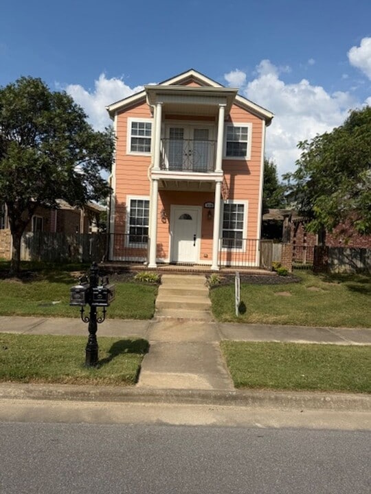 4168 W Bradstreet Ln in Fayetteville, AR - Building Photo