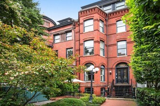 1631 16th St NW in Washington, DC - Building Photo - Building Photo