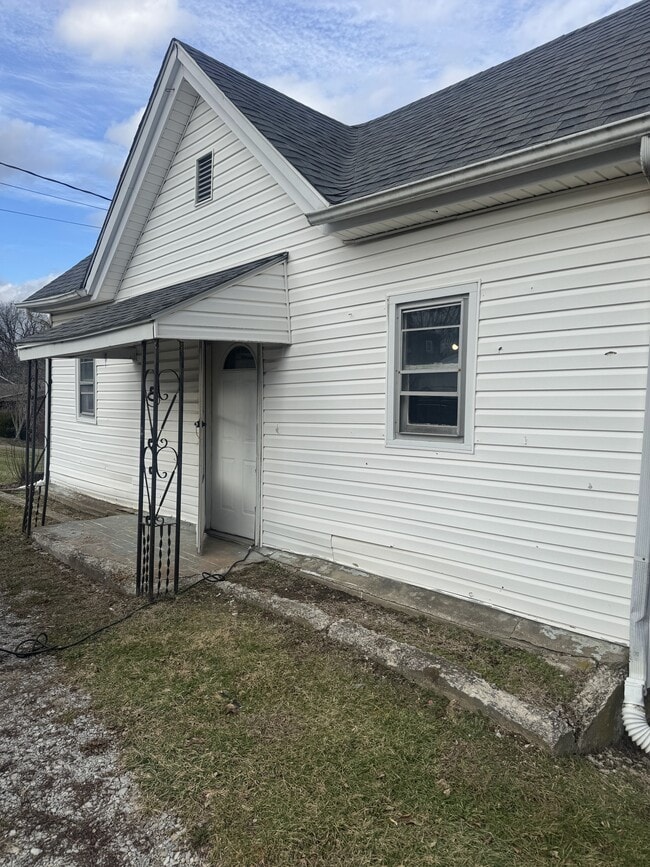 property at 1604 Alton Rd