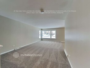 240 Hale St in Addison, IL - Building Photo - Building Photo