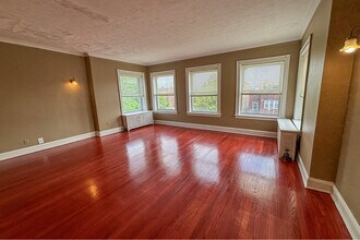 8008 S Rhodes Ave in Chicago, IL - Building Photo - Building Photo
