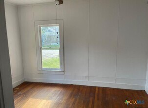 815 S 33rd St in Temple, TX - Building Photo - Building Photo