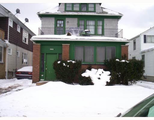 241 Lisbon Ave in Buffalo, NY - Building Photo