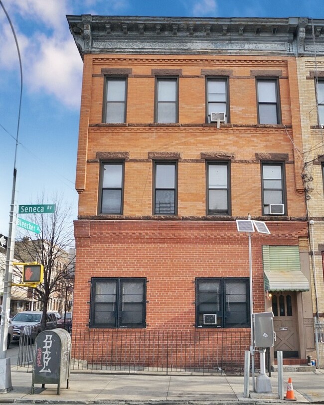 551 Seneca Ave in Ridgewood, NY - Building Photo - Building Photo