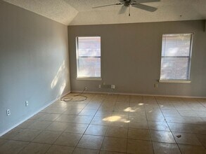 1712 San Rafael St in Fort Worth, TX - Building Photo - Building Photo