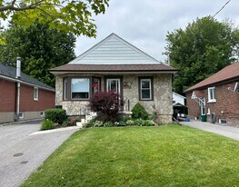 390 Division St in Oshawa, ON - Building Photo