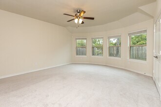 11 Pioneer Canyon Pl in Tomball, TX - Building Photo - Building Photo