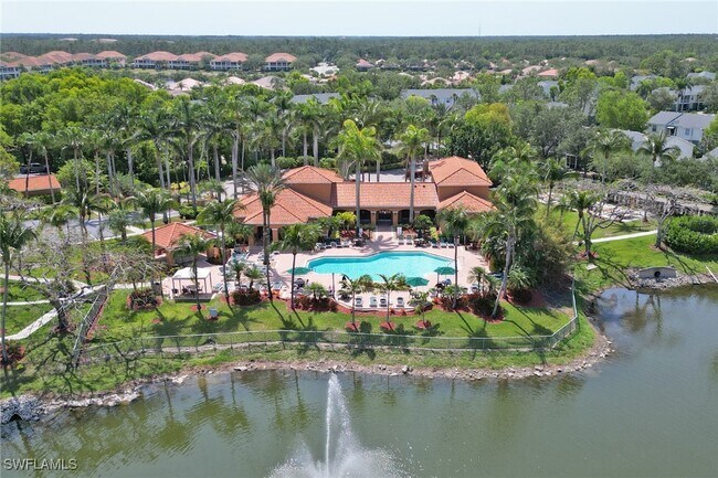 1185 Wildwood Lakes Blvd in Naples, FL - Building Photo - Building Photo