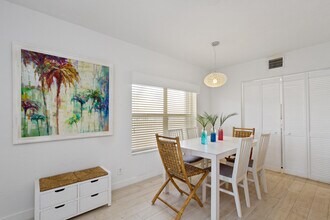 800 Briny Ave in Pompano Beach, FL - Building Photo - Building Photo